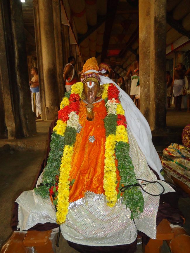 Srirangam Namperumal Muthangi Sevai on Kanu Utsavam -2015-29