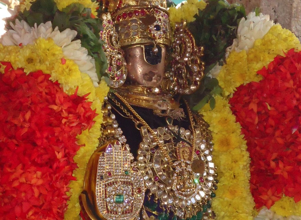Srirangam Ranganathaswami Temple irrappathu day 4
