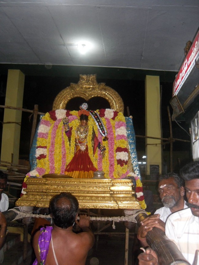 Thirukannamangai Sri Bhakthavatsala Perumal temple Pagal pathu Mohini alankaram-2014-01