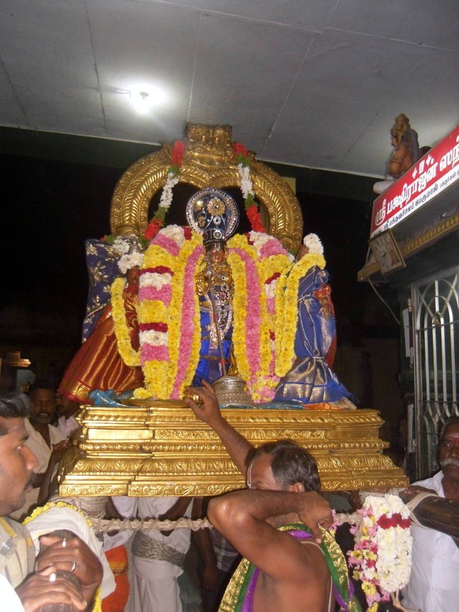 Thirukannamangai  Sri Bhakthavatsala Temple  Irappathu  utsavam Day 10 Nammazhwar Moksham   2014-03