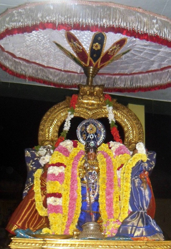 Thirukannamangai  Sri Bhakthavatsala Temple  Irappathu  utsavam Day 10 Nammazhwar Moksham   2014-04