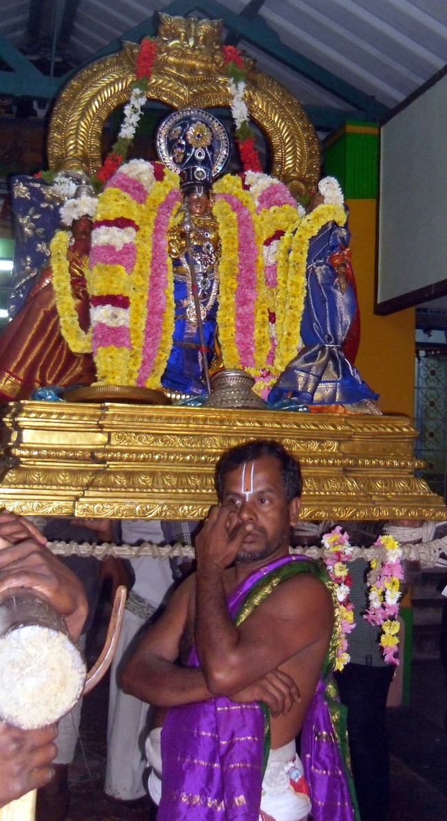 Thirukannamangai  Sri Bhakthavatsala Temple  Irappathu  utsavam Day 10 Nammazhwar Moksham   2014-09