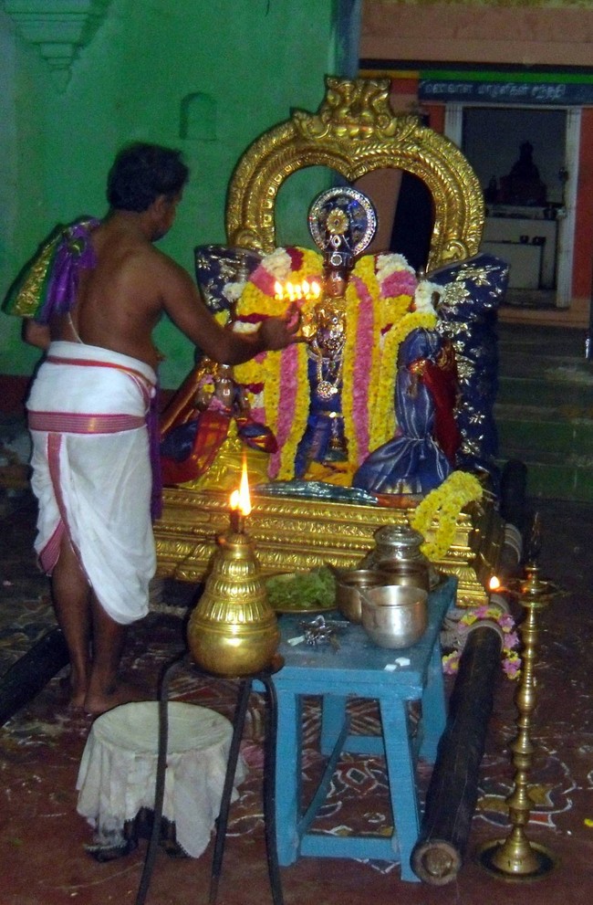 Thirukannamangai  Sri Bhakthavatsala Temple  Irappathu  utsavam Day 10 Nammazhwar Moksham   2014-28