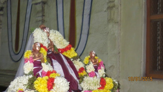 kanchi Devarajaswami Temple Irappathu UTsavam Namamzhwar Thiruvadi thozhal 2015-28