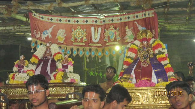 kanchi Devarajaswami Temple Irappathu UTsavam Namamzhwar Thiruvadi thozhal 2015-36