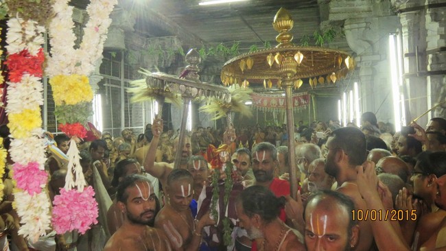 kanchi Devarajaswami Temple Irappathu UTsavam Namamzhwar Thiruvadi thozhal 2015-46
