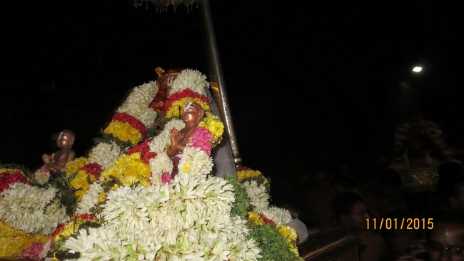 kanchi Devarajaswami Temple Irappathu UTsavam Namamzhwar Thiruvadi thozhal 2015-73