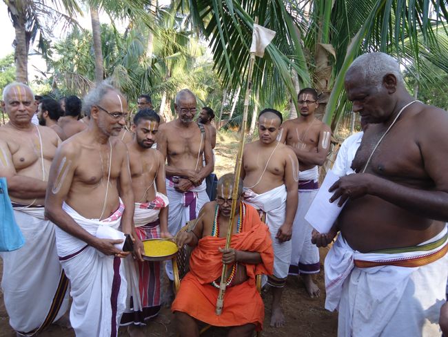 7th feb 15 - srimath azhagiyasingar nithya arathanam and visited to madurai ayathampatti (117)
