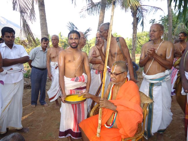 7th feb 15 - srimath azhagiyasingar nithya arathanam and visited to madurai ayathampatti (140)