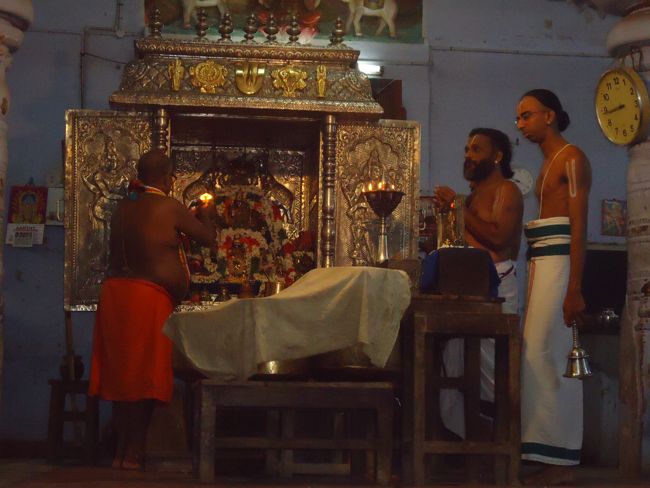 7th feb 15 - srimath azhagiyasingar nithya arathanam and visited to madurai ayathampatti (26)