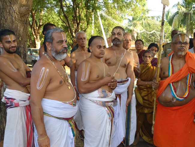 7th feb 15 - srimath azhagiyasingar nithya arathanam and visited to madurai ayathampatti (3)