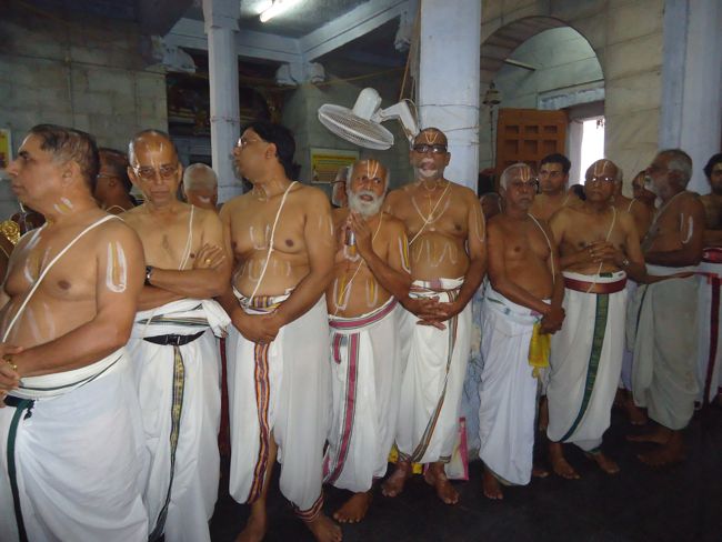7th feb 15 - srimath azhagiyasingar nithya arathanam and visited to madurai ayathampatti (32)