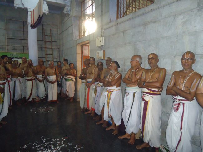 7th feb 15 - srimath azhagiyasingar nithya arathanam and visited to madurai ayathampatti (34)