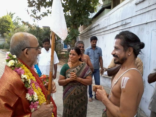 H.H Sri Appan  Parakala Ramanuja Embar Jeeyar Mangalasasanam At Thiruvelukkai 2015-10
