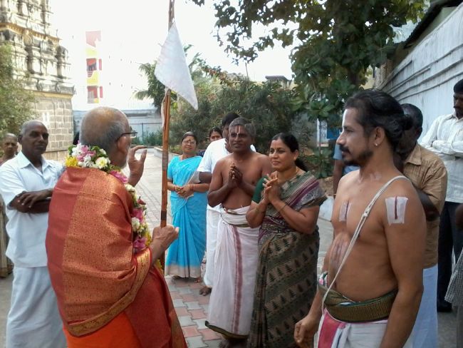 H.H Sri Appan  Parakala Ramanuja Embar Jeeyar Mangalasasanam At Thiruvelukkai 2015-11