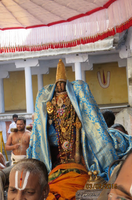 Kanchi Sri Devaperumal Ananthasaras Theppotsavam Day 1 2015-06