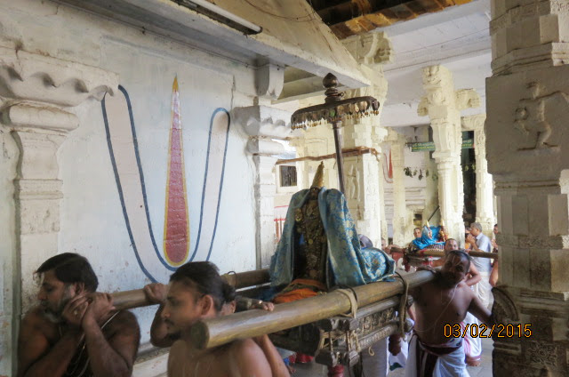 Kanchi Sri Devaperumal Ananthasaras Theppotsavam Day 1 2015-11