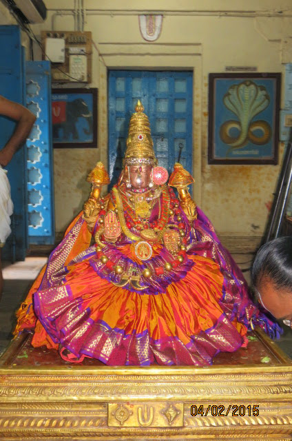 Kanchi Sri Devarajaswami Temple Ananathasaras Theppam Day 2  2015-01