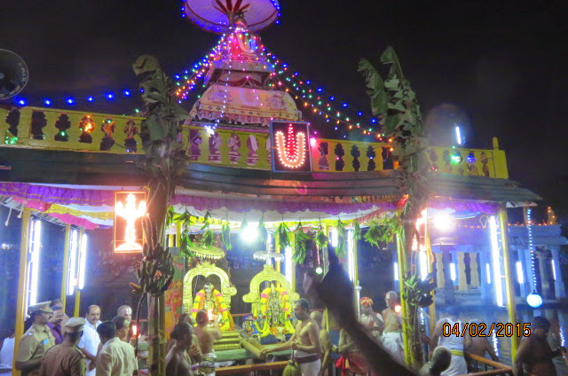 Kanchi Sri Devarajaswami Temple Ananathasaras Theppam Day 2  2015-20