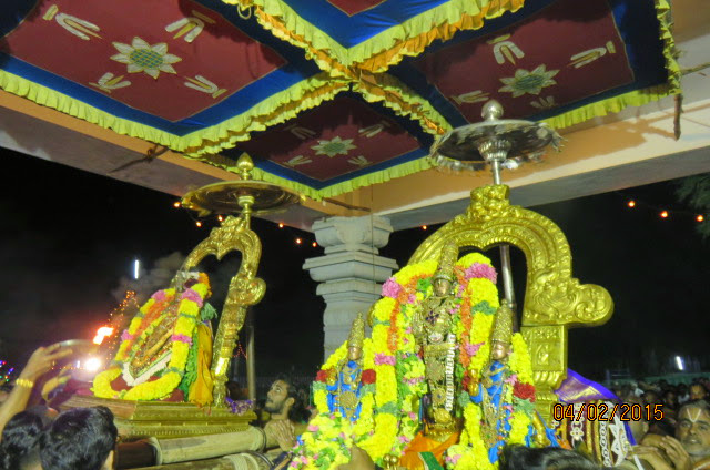 Kanchi Sri Devarajaswami Temple Ananathasaras Theppam Day 2  2015-31