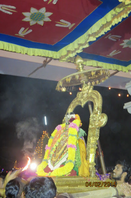 Kanchi Sri Devarajaswami Temple Ananathasaras Theppam Day 2  2015-32