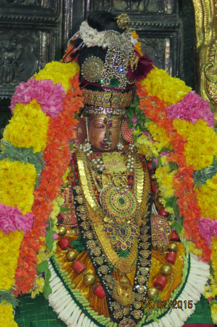 Kanchi Sri Devarajaswami Temple Ananathasaras Theppam Day 2  2015-51