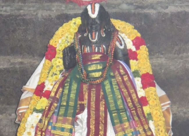 Kanchi Sri Varadaraja Perumal Temple Sri Koorathazhwan Thirunakshatra Utsavam 2015-28