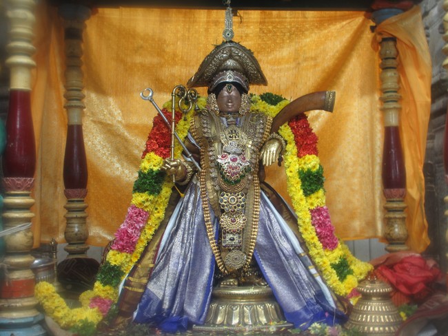Mannai Rajagopalaswami alankaram during THiruadhyayana Utsavam 2015-09