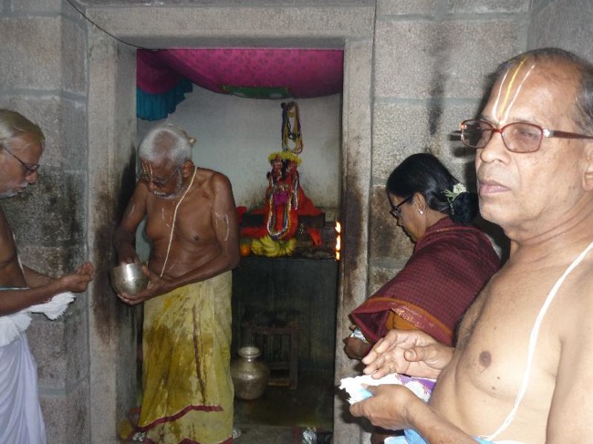 Monthly Purattadhi Tirumanjanam at the Brindavanam of 41st Srimadh Azhagiasingar-2015-0001