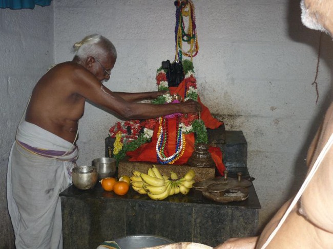 Monthly Purattadhi Tirumanjanam at the Brindavanam of 41st Srimadh Azhagiasingar-2015-0016