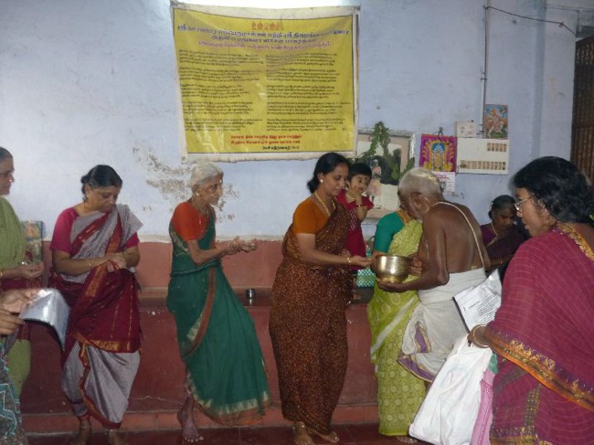 Monthly Purattadhi Tirumanjanam at the Brindavanam of 41st Srimadh Azhagiasingar-2015-0022