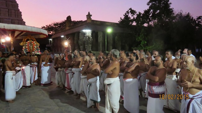 Monthly Purattadhi Tirumanjanam at the Brindavanam of Kanchi Sri Devaperumal Ammavasai Purappadu-2015-01