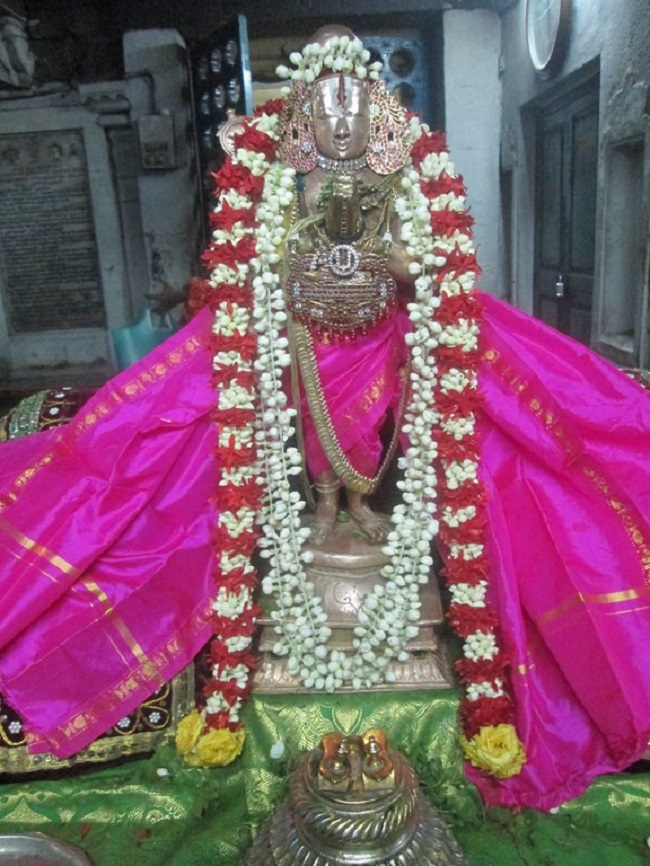 Poovirundavalli Sri Varadharaja Perumal Temple Thirukachi Nambigal Avathara Utsava Patrikai2