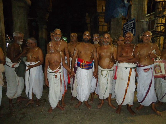 Srirangam Ranganathaswami Temple  Masi Theppotsavam Nel Alavai  -2015-08