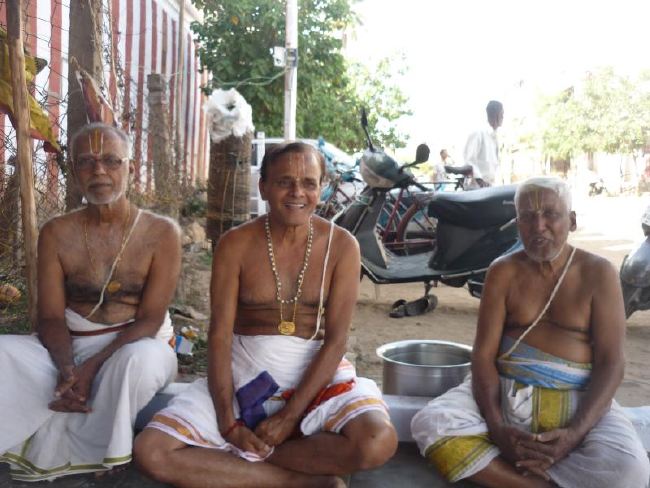 Srirangam Thiruvadi Anjaneyar Temple Thirumanjanam 2015 -12
