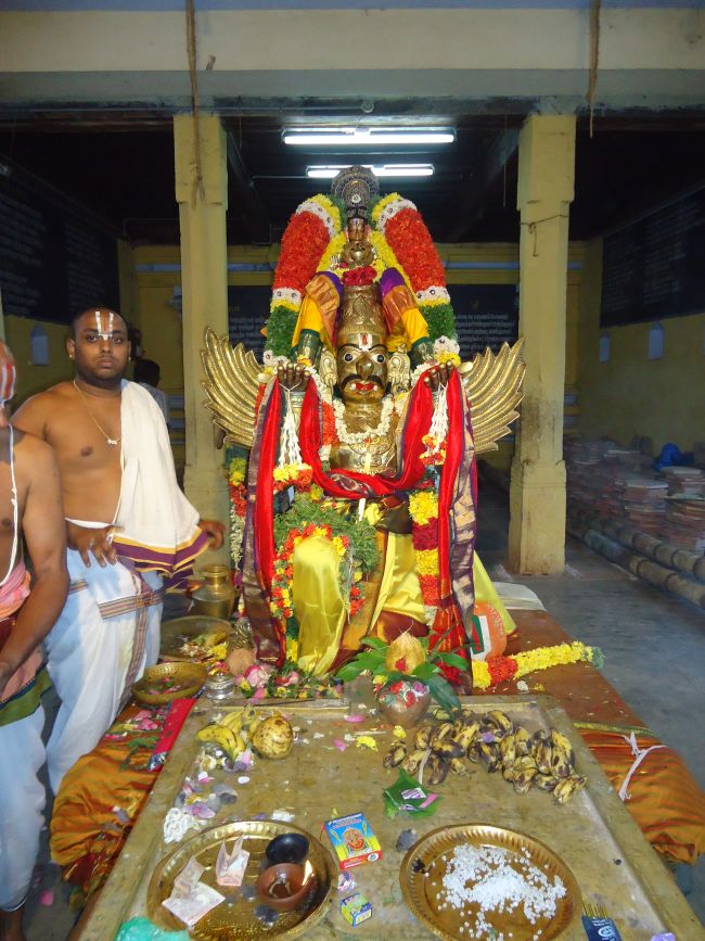 Anbil Sundararaja Perumal Temple Masi garuda Sevai 2015 -34