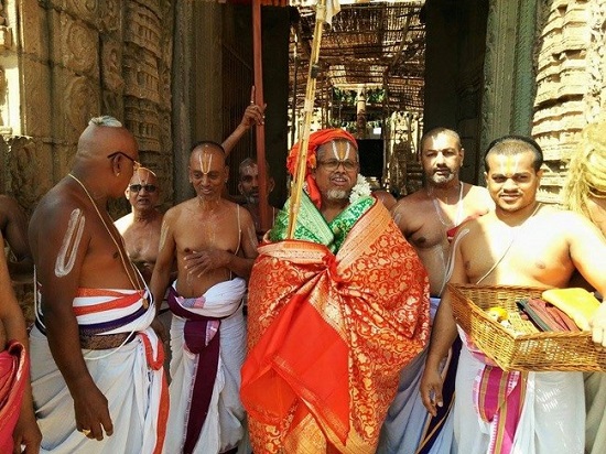 HH 46th Srimath Azhagiyasingar Mangalasasanam At Lower Ahobilam Sri Prahaladavardan Temple19