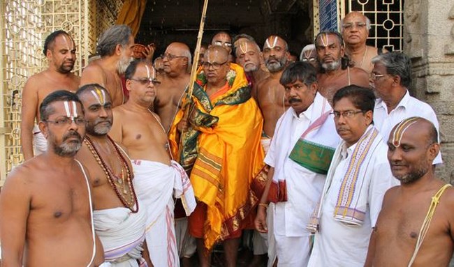 HH 46th Srimath Azhagiyasingar Mangalasasanam At Tirupathi Sri Govindaraja Swamy Temple18