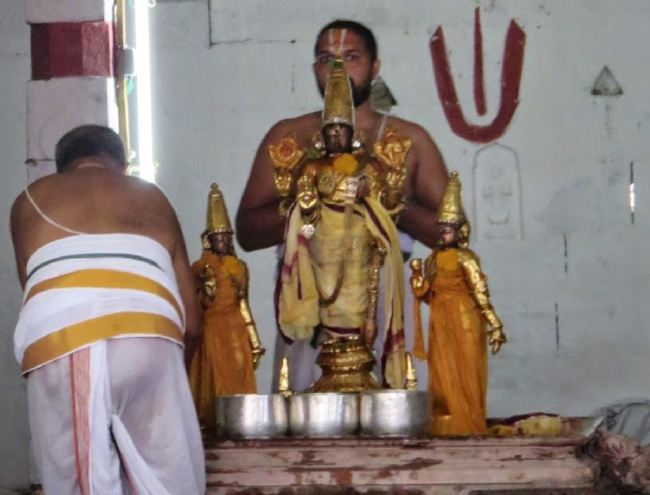 Kanchi Devaperumal Rajakula  Theppotsavam 2015 -01
