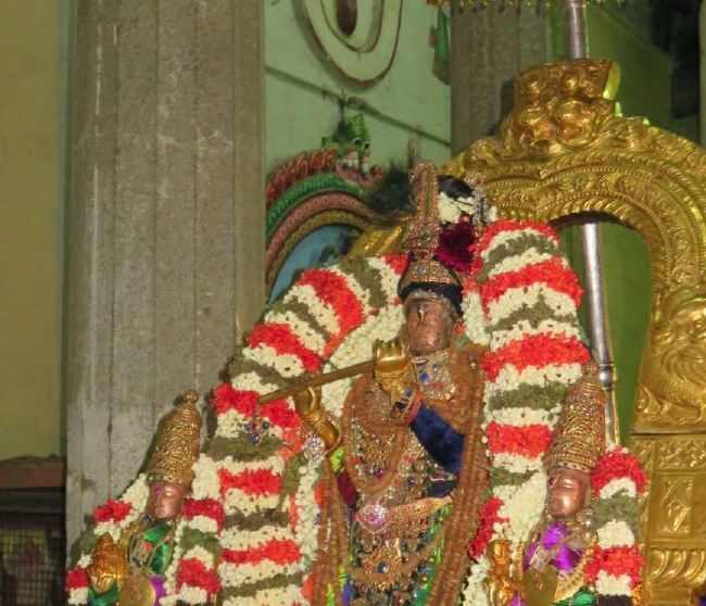 Kanchi Sri devaperumal Dhavanautsavam day 3 Purappadu 2015 -35
