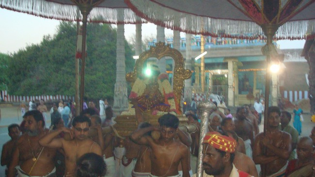 Kanchi Sri varadaraja Perumal Temple  Perundhevi Thayar Panguni Sukravara Purappadu-2015-17