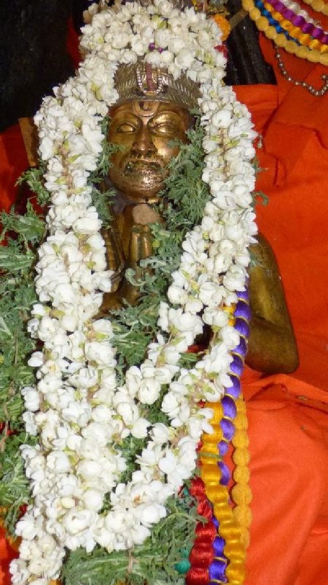 Maasi Hastha Tirumanjanam at the Brindavanam of 44th Srimadh Azhagiasingar 2015 -30