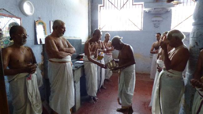 Maasi Hastha Tirumanjanam at the Brindavanam of 44th Srimadh Azhagiasingar 2015 -40