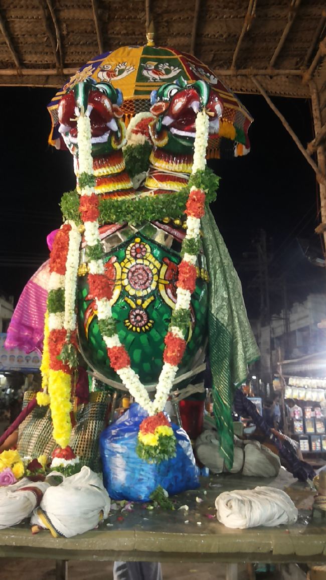 Mannargudi Sri Rajagopalan Brahmotsavam day 6 Evening Purappadu  2015 -05