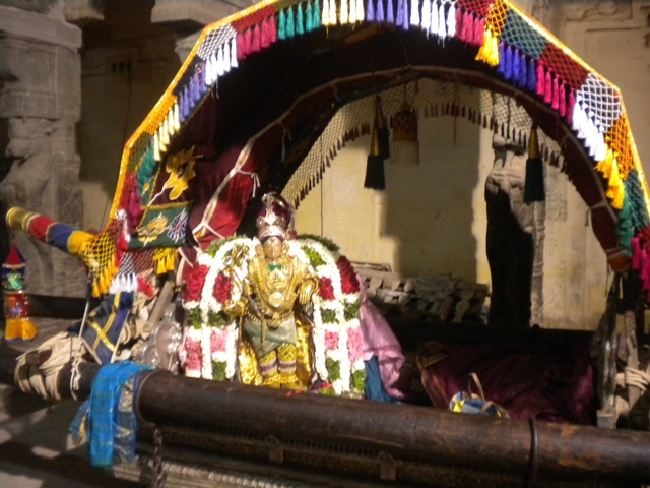 Mannargudi Sri Rajagopalan Brahmotsavam day 6 morning pallakku  2015 -05