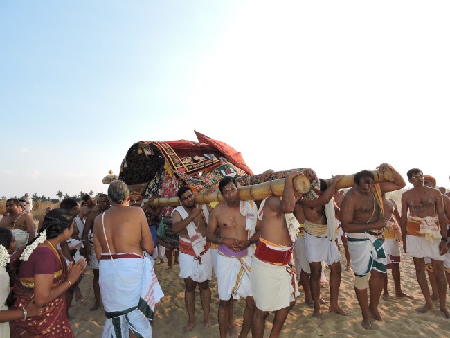 Srirangam Namperumal Jeeyapuram to Srirangam THirumbuka 2015-1 (16)