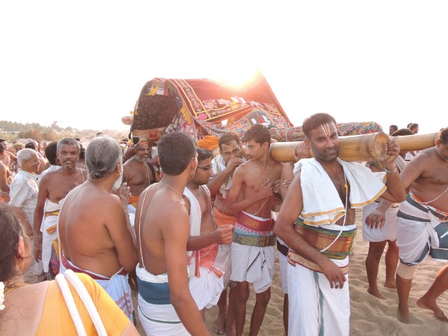 Srirangam Namperumal Jeeyapuram to Srirangam THirumbuka 2015-1 (17)