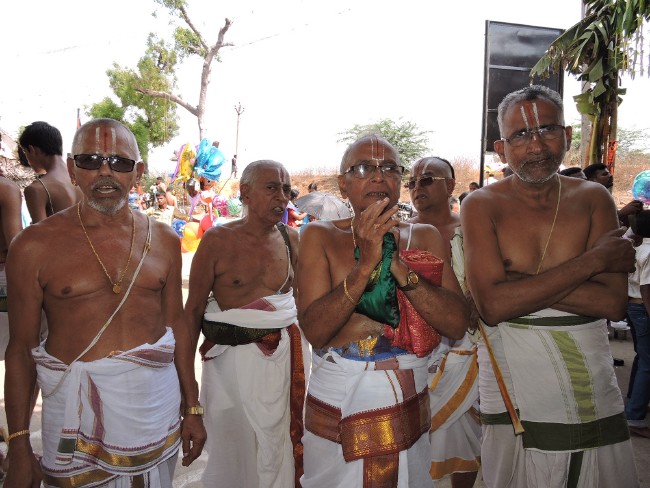 Srirangam Namperumal Jeeyapuram to Srirangam THirumbuka 2015-1 (2)