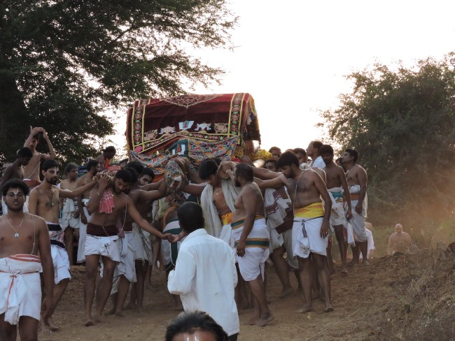Srirangam Namperumal Jeeyapuram to Srirangam THirumbuka 2015-1 (35)