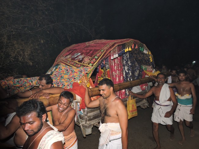 Srirangam Namperumal Jeeyapuram to Srirangam THirumbuka 2015-1 (52)